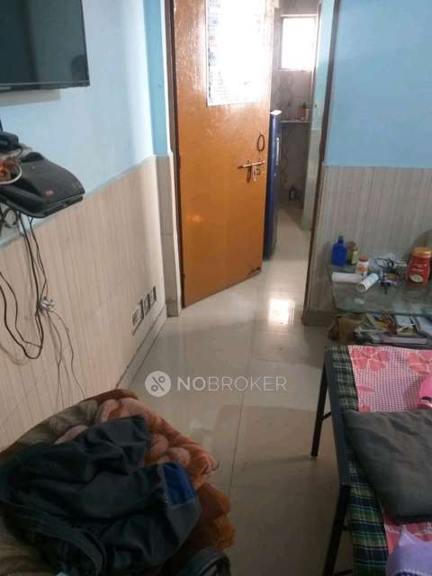 1 BHK Flat In Radha Krishna Apartment for Rent  In Kakrola