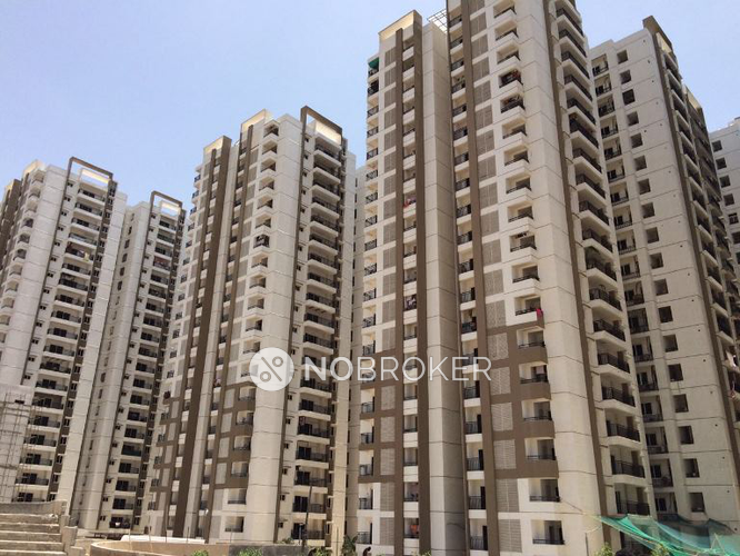 Rainbow Vistas Moosapet Rent WITHOUT BROKERAGE Fully furnished 3 BHK