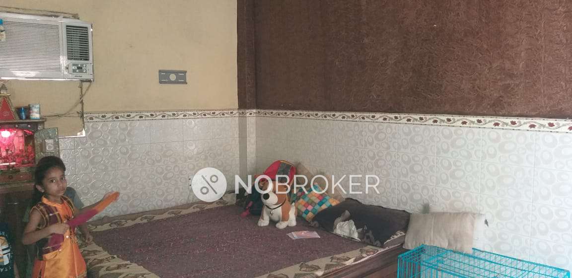 1 BHK Flat For Sale  In Paharganj