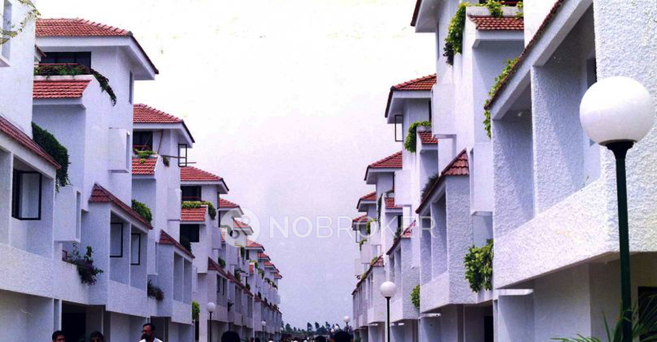 Trinity Acres And Woods HSR Layout Rent WITHOUT BROKERAGE Semifurnished 1 BHK Rental Flat in