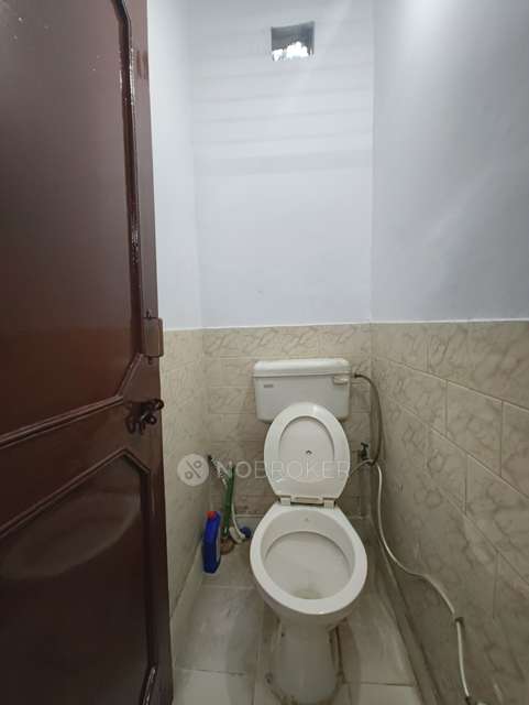 2 BHK Flat For Sale  In Tilak Nagar