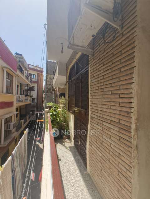 2 BHK Flat For Sale  In Tilak Nagar