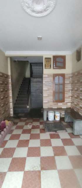 4+ BHK Flat For Sale  In Hbs Hospital