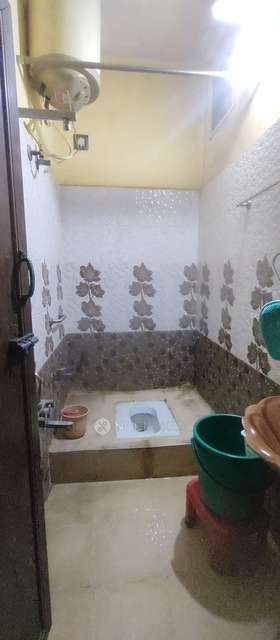 4+ BHK Flat For Sale  In Hbs Hospital