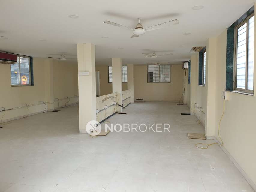 Office Space in Camp, Pune for Rent 