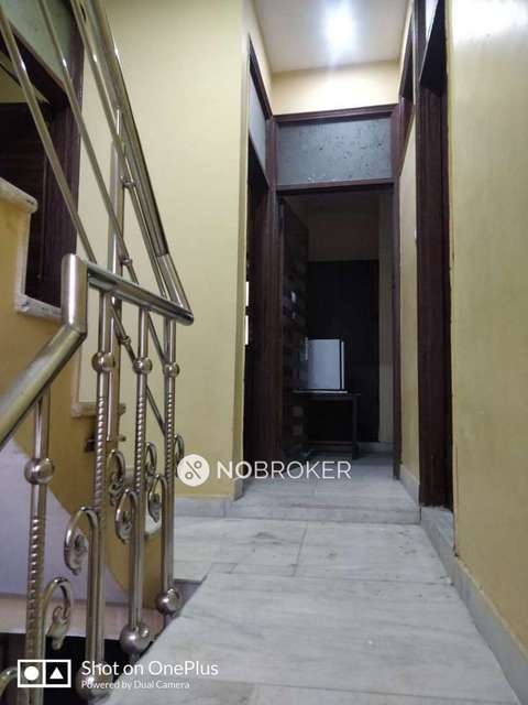 1 BHK House for Rent  In Lajpat Nagar