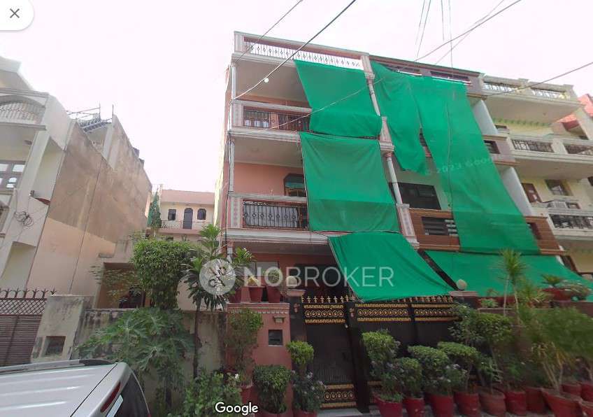 1 BHK Flat for Rent  In Sector 40