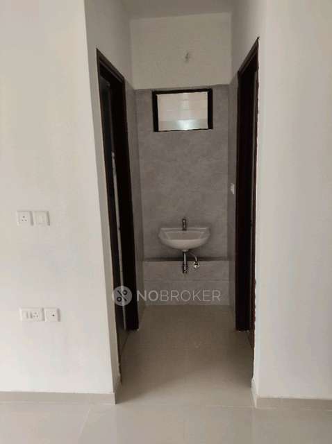 1 RK Flat In Wadhwa Wise City For Sale  In Panvel