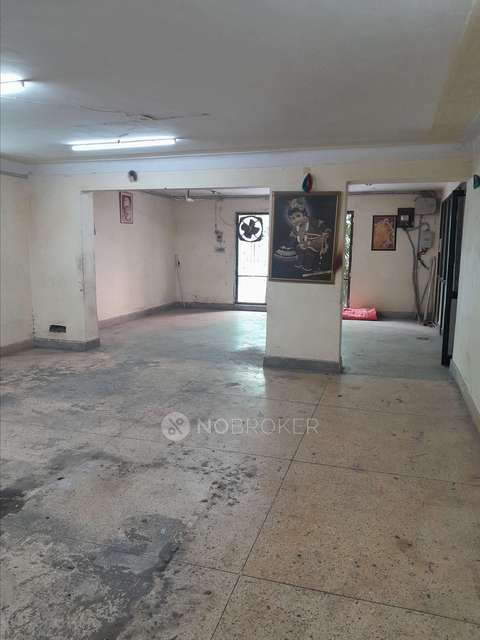 Industrial Building in Naraina, Delhi for Rent 