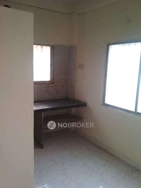 4+ BHK Flat For Sale  In Hadapsar,