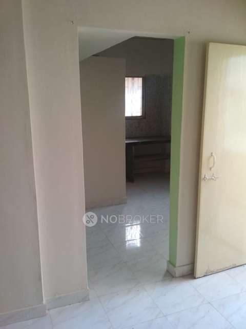 4+ BHK Flat For Sale  In Hadapsar,
