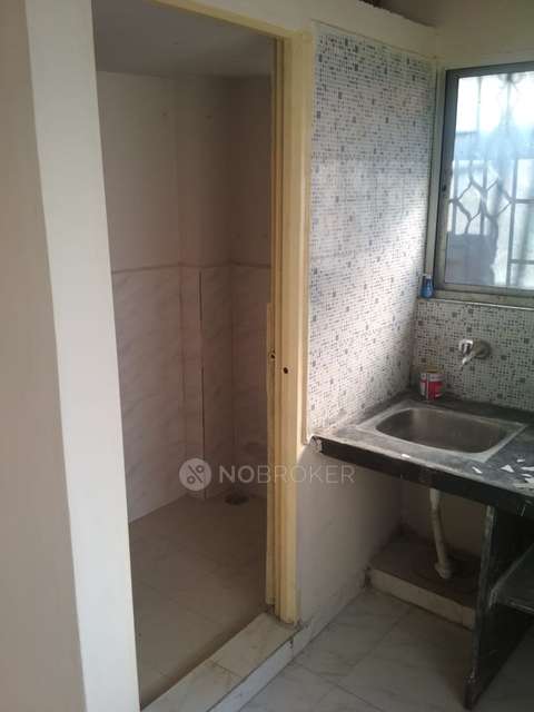 4+ BHK Flat For Sale  In Hadapsar,