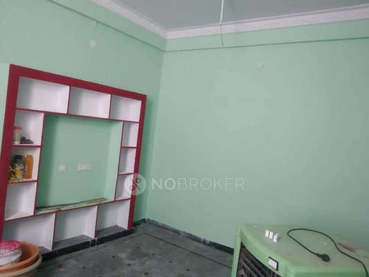 2 BHK Flat In Standalone Building  for Rent  In  Edi Bazaar