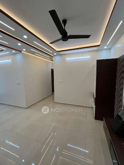 3 BHK Flat for Rent  In 63 Degree East