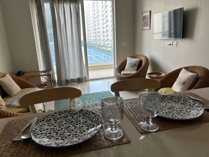 1 BHK Villa In Central Park Flower Valley for Rent  In Sector 38