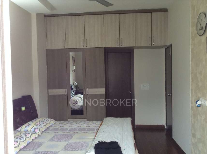 2 BHK Flat In Mahagun Moderne for Rent  In Sector 78