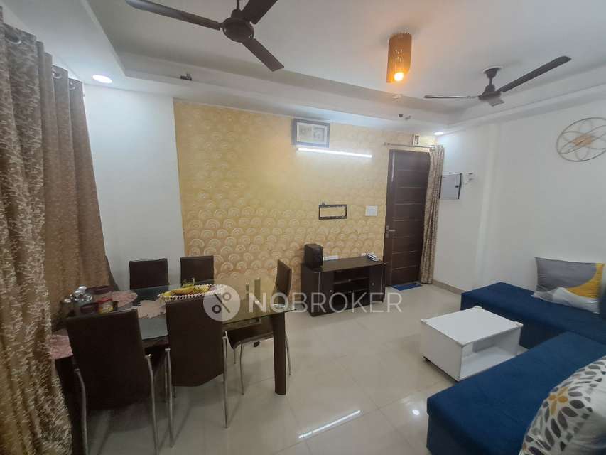 2 BHK Flat In Ratan Pearls for Rent  In Noida Extension
