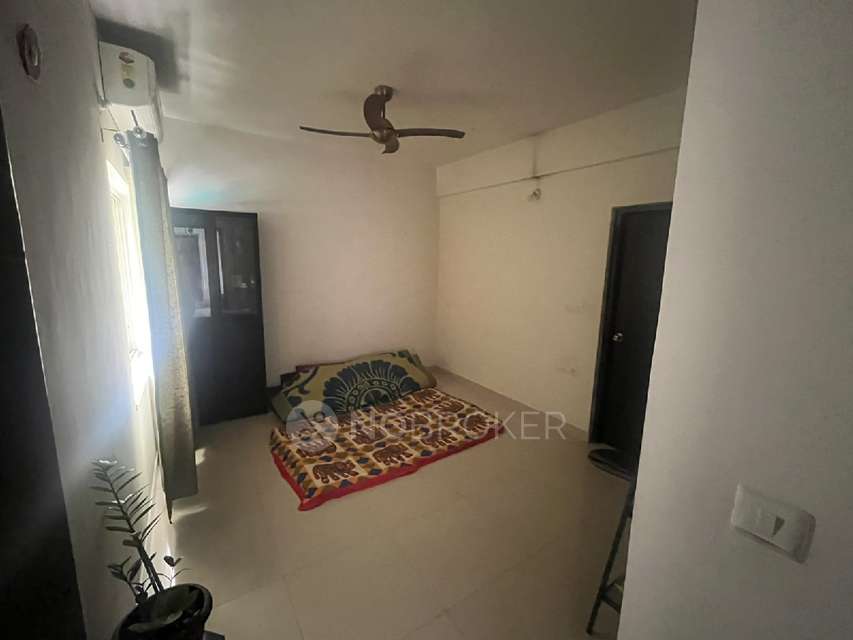 3 BHK Flat In Svamitva Emerald Square for Rent  In Electronic City