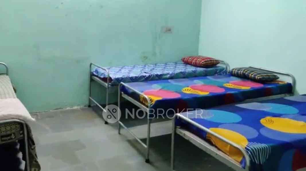 PG for Boys in Karwan