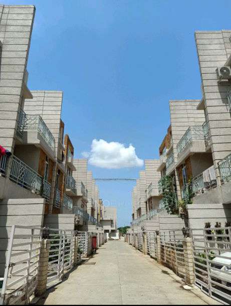 2 BHK House For Sale  In Naigaon East