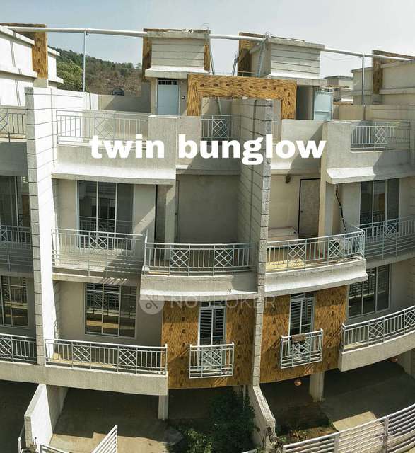 2 BHK House For Sale  In Naigaon East