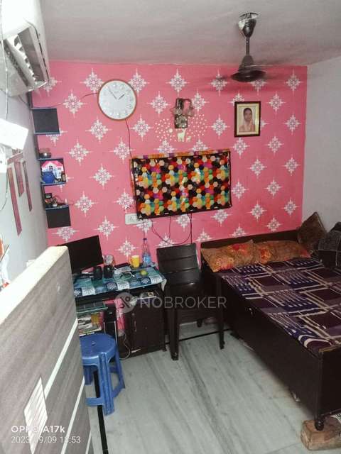 1 BHK Flat For Sale  In Raghubir Nagar
