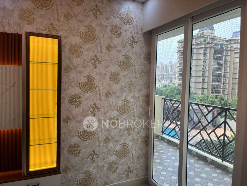 3 BHK Flat In Saya Gold Avenue For Sale  In Indirapuram