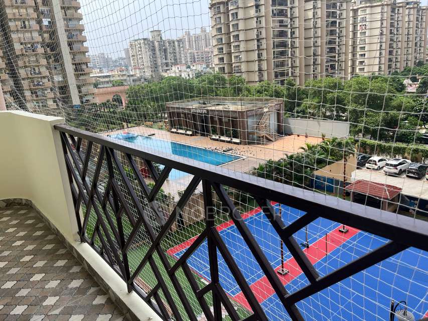 3 BHK Flat In Saya Gold Avenue For Sale  In Indirapuram