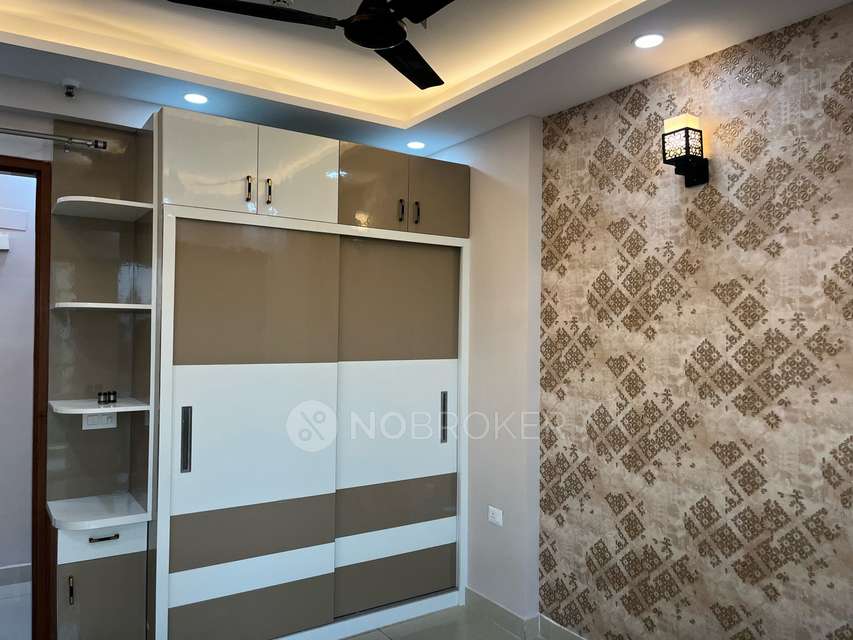 3 BHK Flat In Saya Gold Avenue For Sale  In Indirapuram