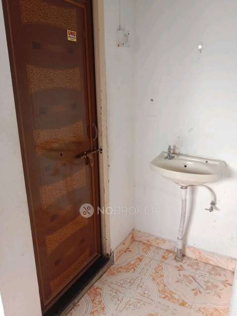 1 RK Flat In Sukhsamrudhi Niwas for Rent  In Wanowrie