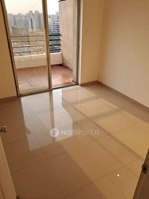 1 BHK Flat In Krystal City For Sale  In Moshi