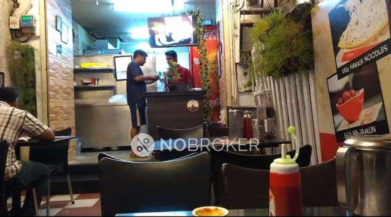 Shop in Ganeshkhind Rd, Pune for sale 