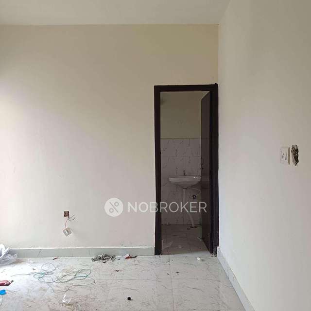 2 BHK Flat In Pivotal Paradise For Sale  In Sector 62