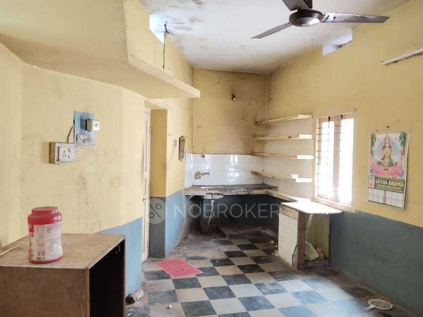 4+ BHK House For Sale  In New Nallakunta