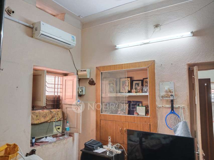 4+ BHK House For Sale  In New Nallakunta