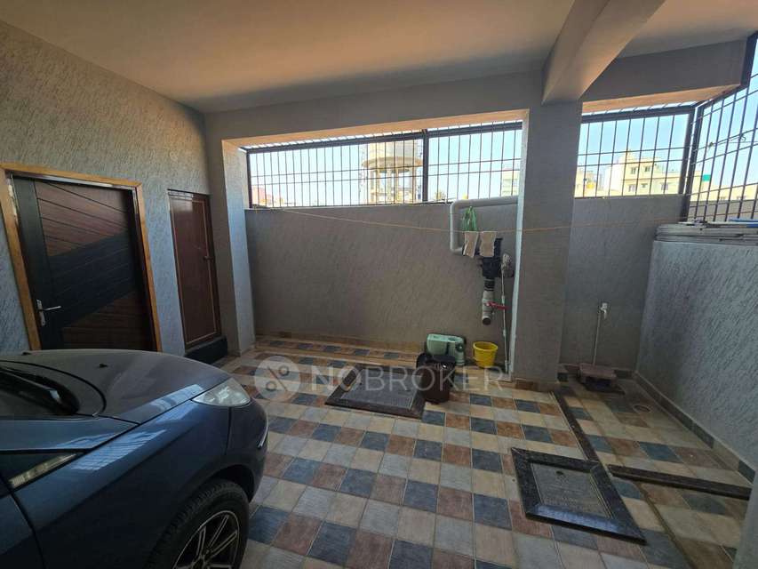 4+ BHK House For Sale  In Hoskote