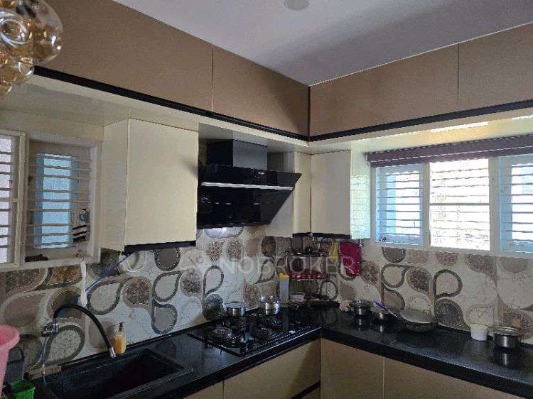 4+ BHK House For Sale  In Hoskote