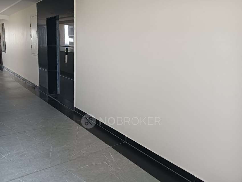 3 BHK Flat In Shree Luxurio 75 Residences For Sale  In Kondapur