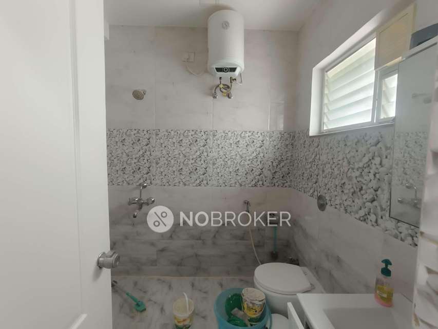 3 BHK Flat In Flotilla Appartments For Sale  In Manikonda