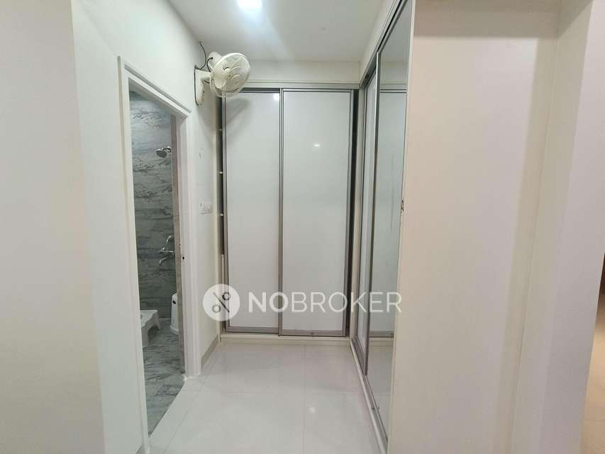 3 BHK Flat In Flotilla Appartments For Sale  In Manikonda