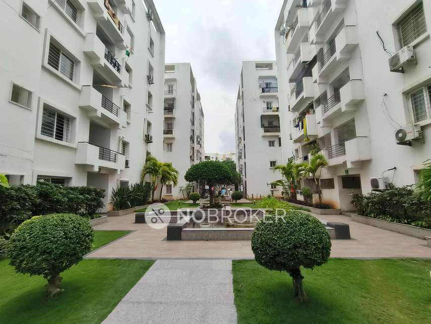 3 BHK Flat In Flotilla Appartments For Sale  In Manikonda