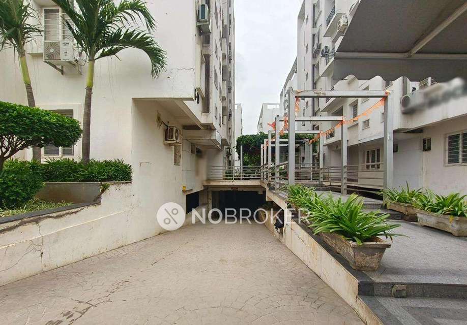 3 BHK Flat In Flotilla Appartments For Sale  In Manikonda