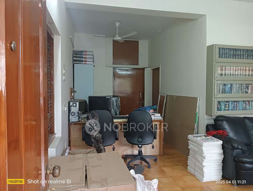 4+ BHK House For Sale  In West Marredpally