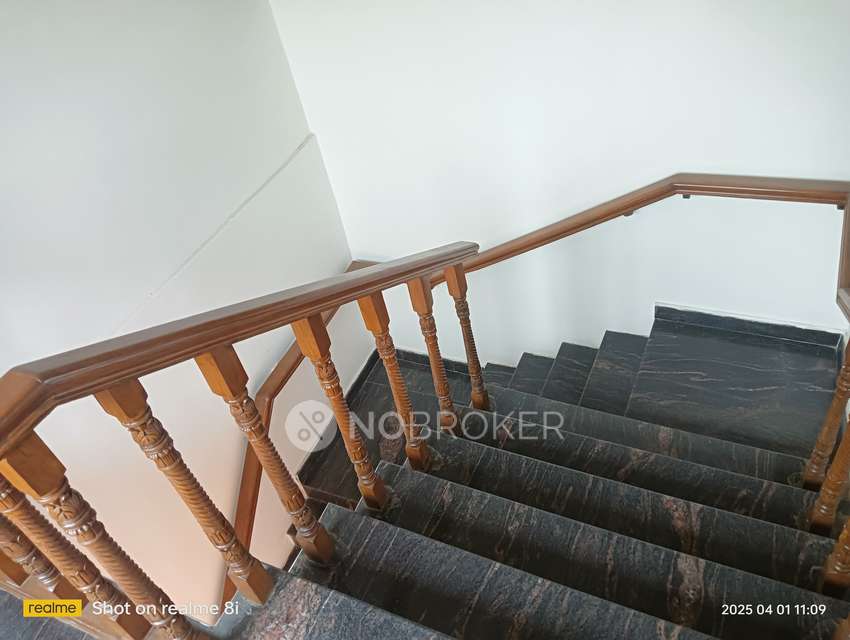 4+ BHK House For Sale  In West Marredpally