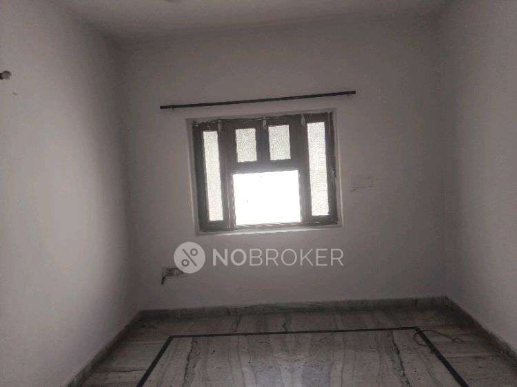 4+ BHK Flat For Sale  In Rajouri Gaden