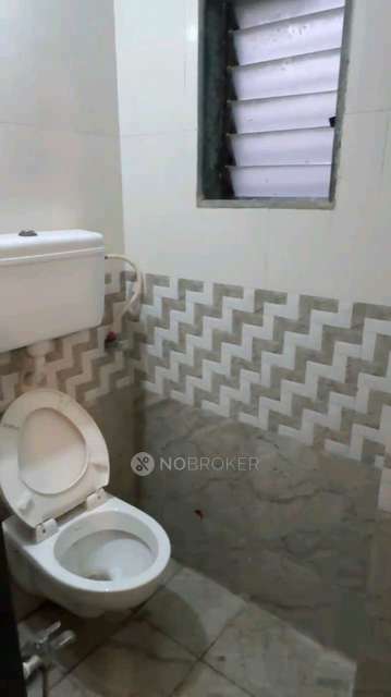 Single Room for Female In 1 BHK  In Mahada Building In 5r9p+c7w, Prem Nagar, Goregaon West, Mumbai, Maharashtra 400104, India