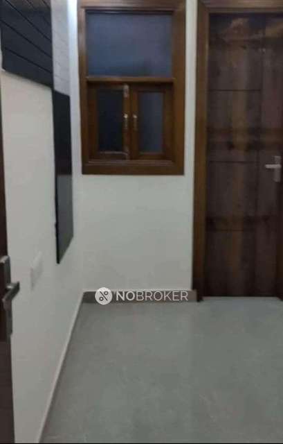 2 BHK Flat In Ekta Apartment For Sale  In Paschim Vihar