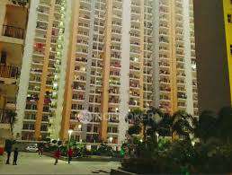 3 BHK Flat In Panchsheel Greens for Rent  In Sector 16 B