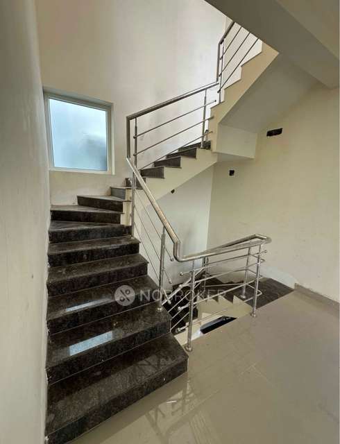 2 BHK House For Sale  In Madambakkam