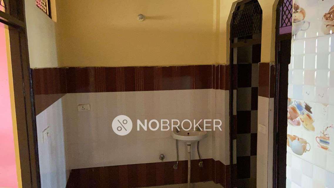 3 BHK Flat In Standalone Building  For Sale  In Bindapur